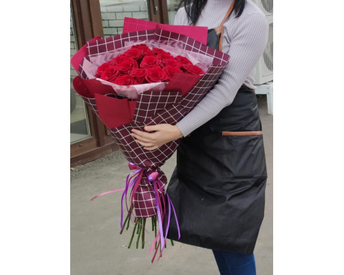 Букет из красных роз